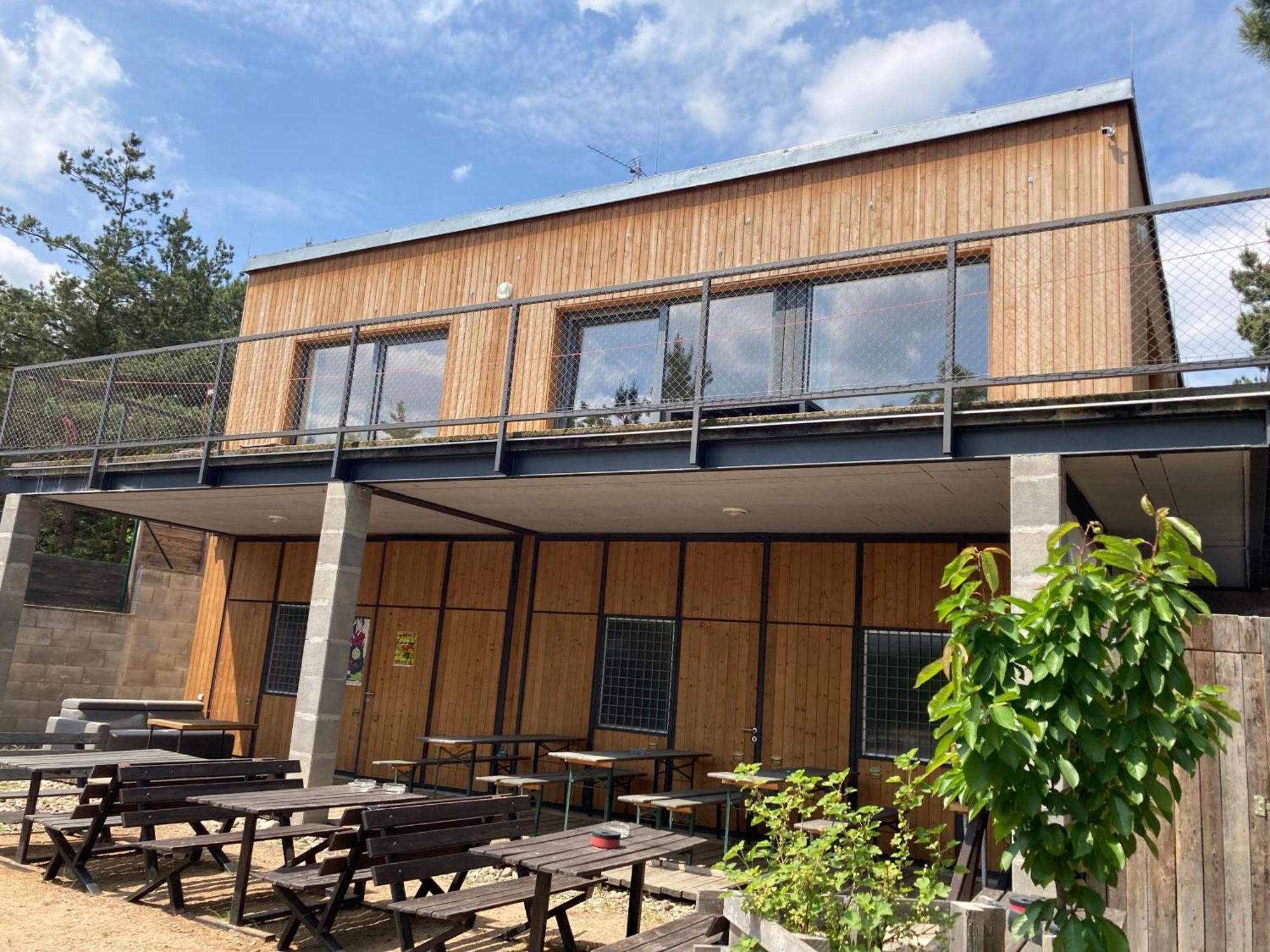 Kuk Racice Apartment Exterior photo